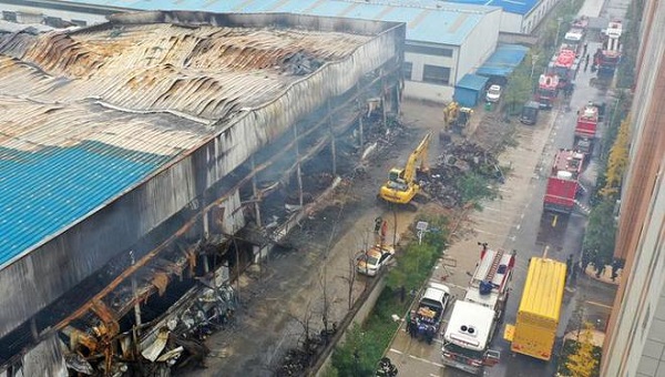 河南鋼結構廠房火災現(xiàn)場