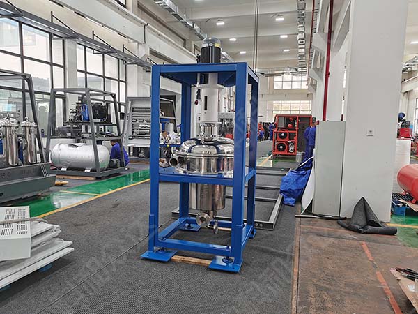 離心萃取設備裝配車間